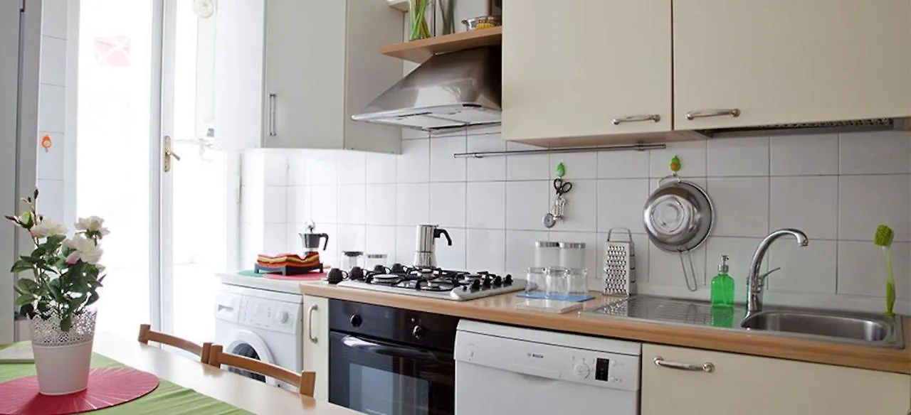 Kamchu Apartments: Villa Ada Roma