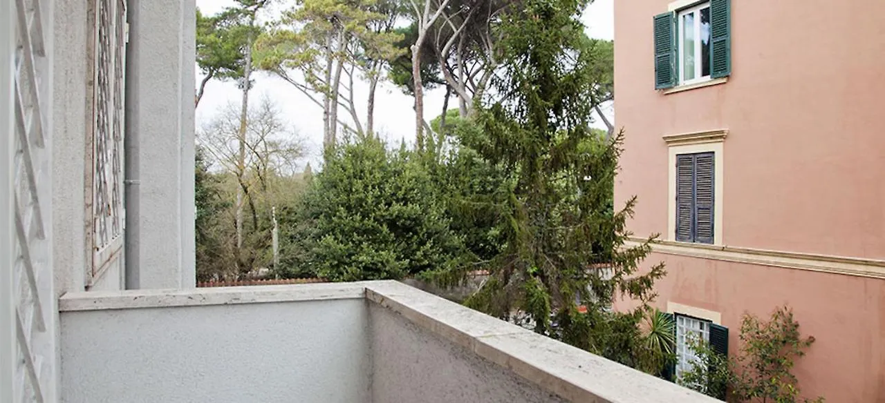 Kamchu Apartments: Villa Ada Roma Italia